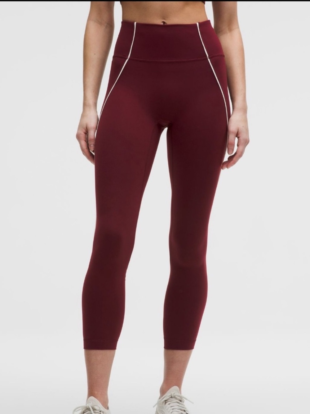 Lululemon Wunder Train No-Line Piped High-Rise Tight 25" - Size 8